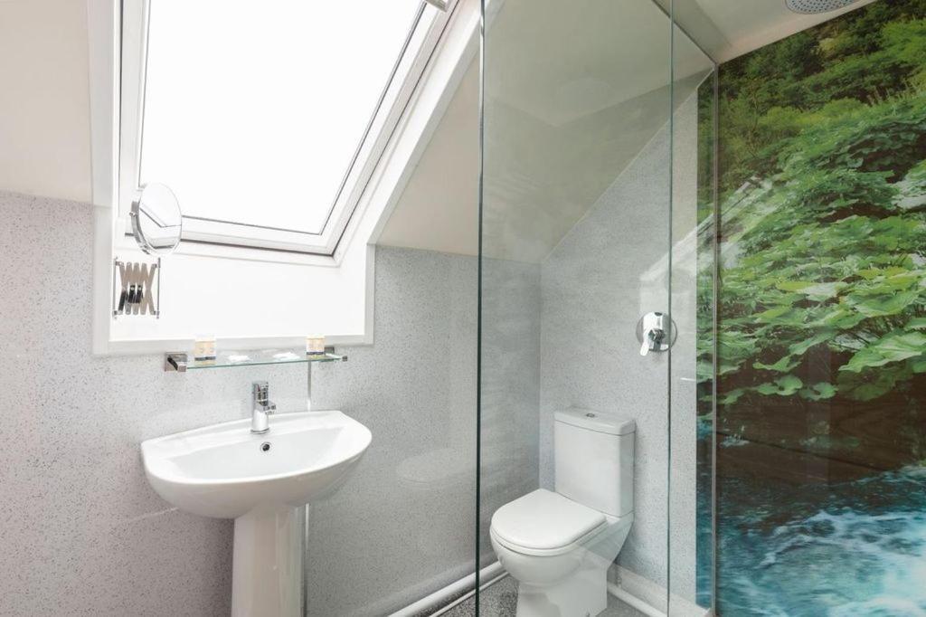 Silver Street Suites ウィットビー エクステリア 写真