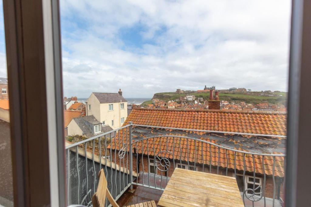 Silver Street Suites ウィットビー エクステリア 写真
