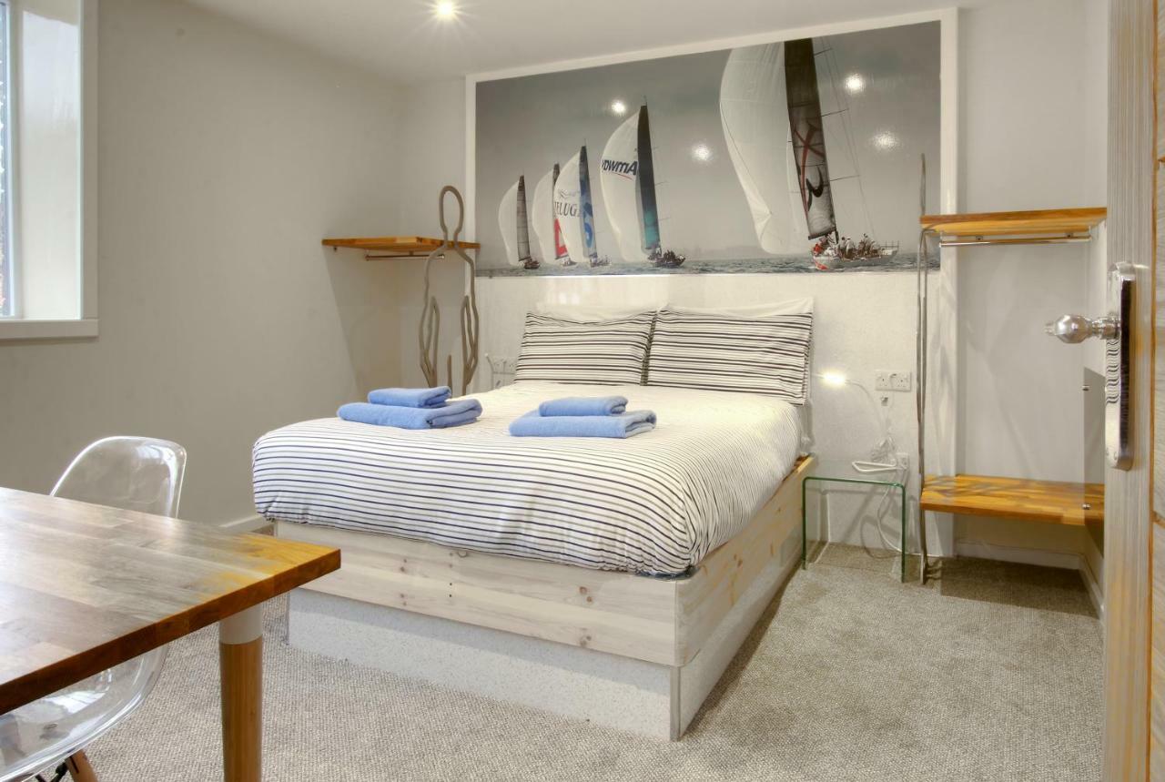 Silver Street Suites ウィットビー エクステリア 写真