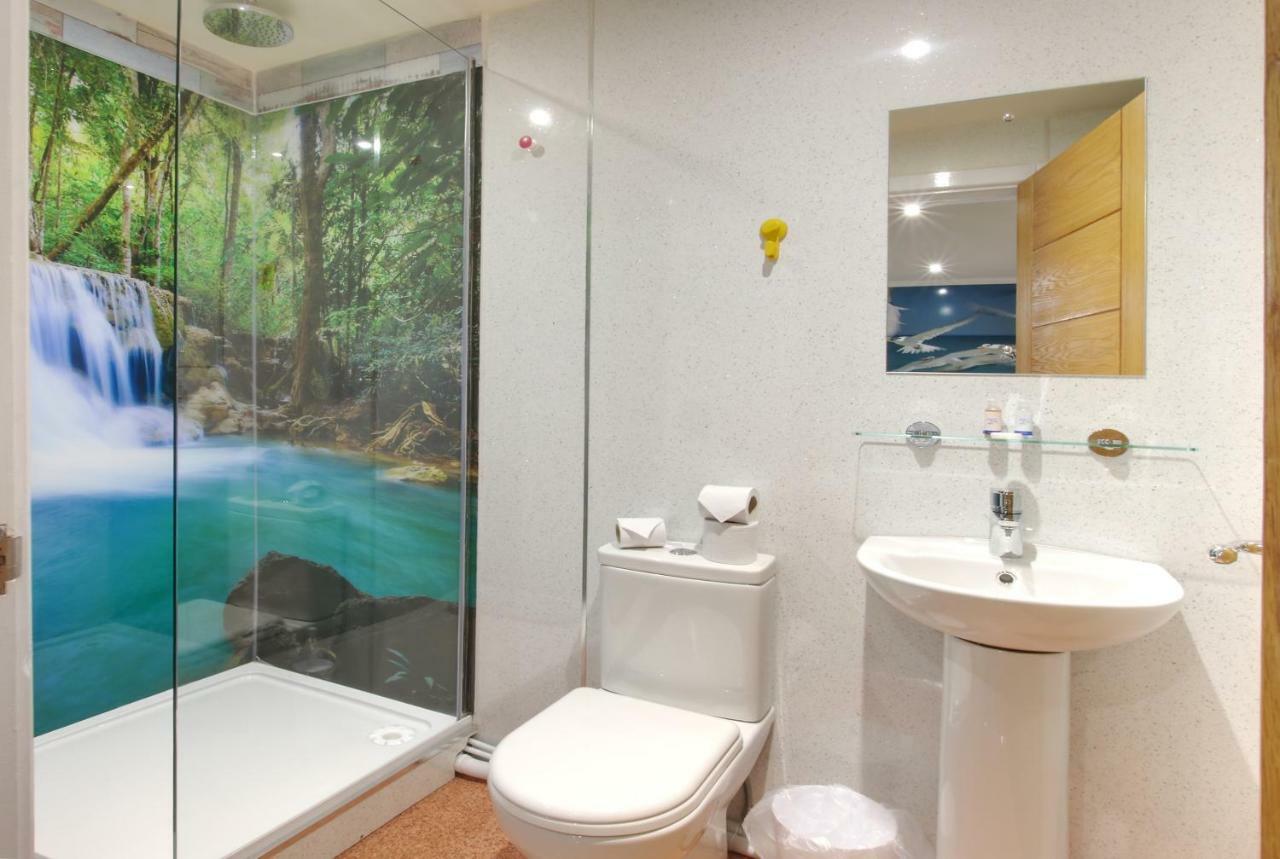Silver Street Suites ウィットビー エクステリア 写真