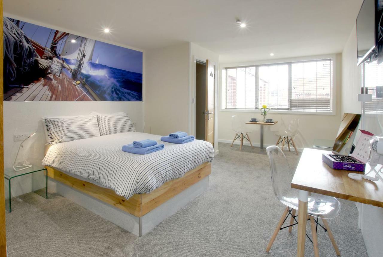 Silver Street Suites ウィットビー エクステリア 写真