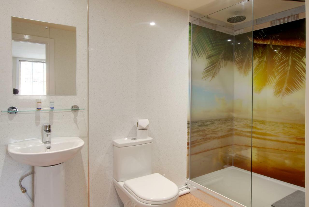 Silver Street Suites ウィットビー エクステリア 写真