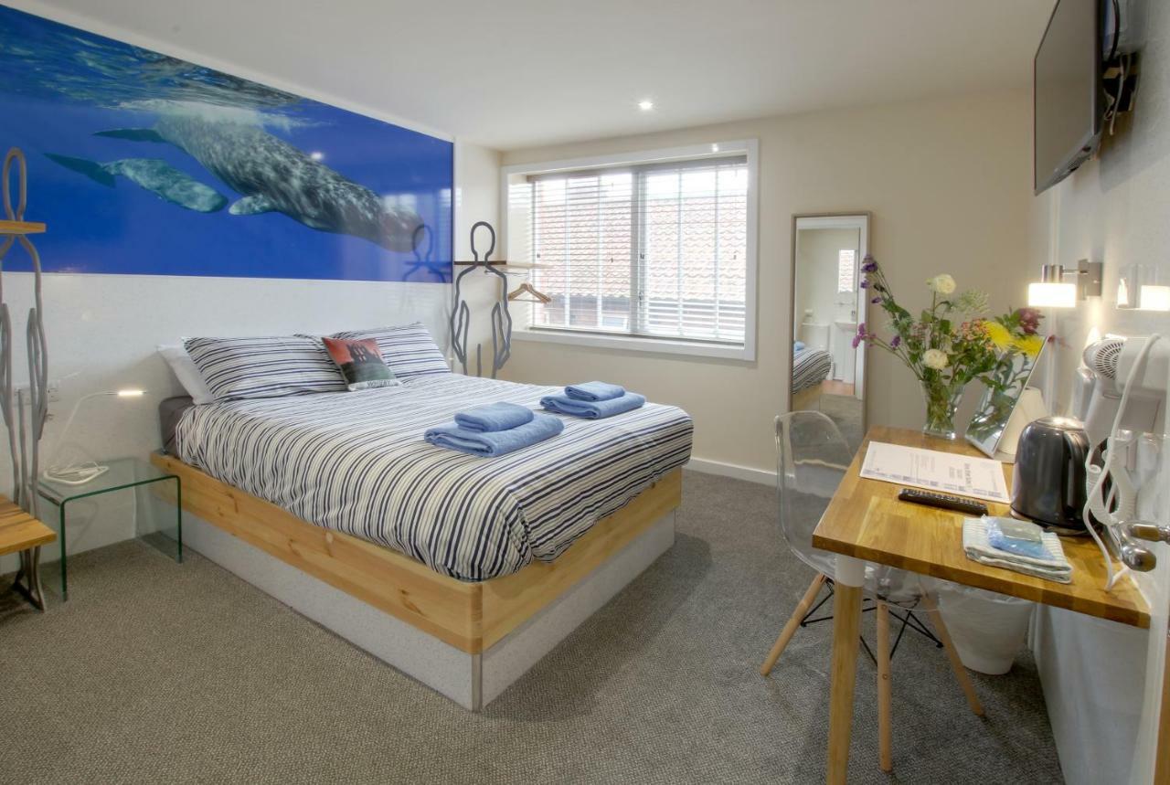 Silver Street Suites ウィットビー エクステリア 写真