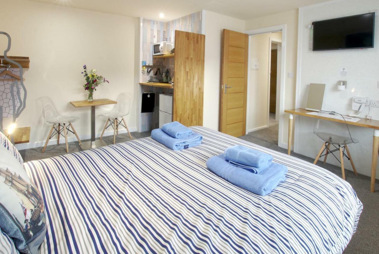Silver Street Suites ウィットビー エクステリア 写真